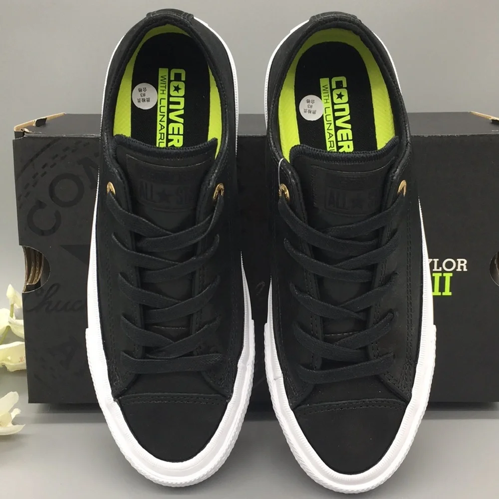 Converse nwt authentic